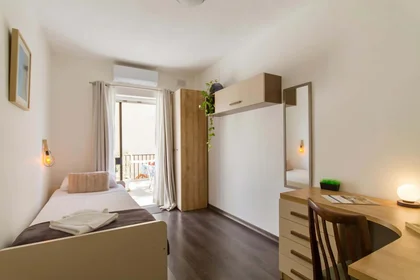 Stanza privata in 109 Triq Il-Ghajn, Is-Swieqi, Malta, immagine 27 di 28