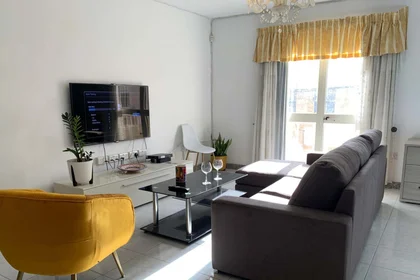 Stanza privata in 109 Triq Il-Ghajn, Is-Swieqi, Malta, immagine 8 di 28