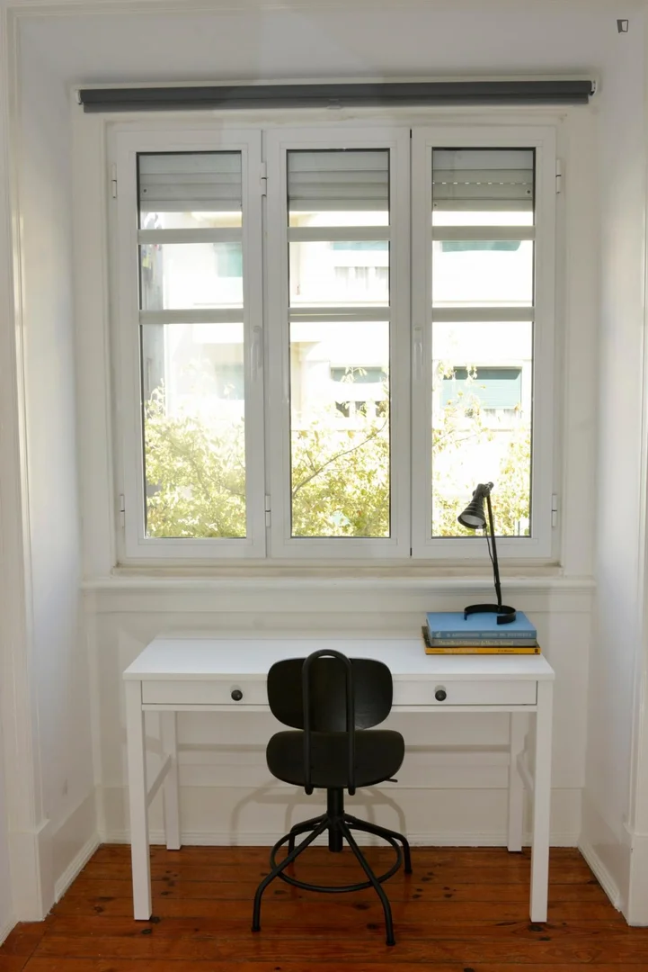Komfortables und geräumiges Studentenzimmer in 