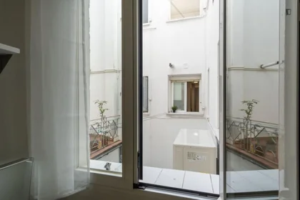 Habitación privada en Eduardo Marquina, imagen 4 de 34
