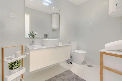 Apartamento inteiro em Gonçalo Cristóvão, imagem 18 de 19