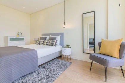 Apartamento inteiro em Gonçalo Cristóvão, imagem 3 de 19