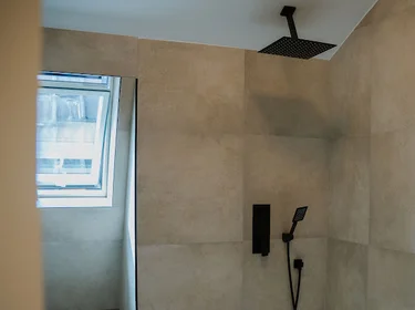 Dairenin tamamı konumu van Trieststraat, 2 10 görüntüsü