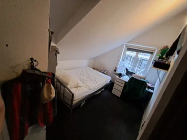 Private room at Korte Hengelosestraat, image 7 of 8