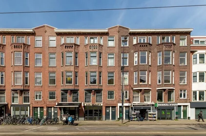 Studio at Schiedamseweg, image 1 of 8