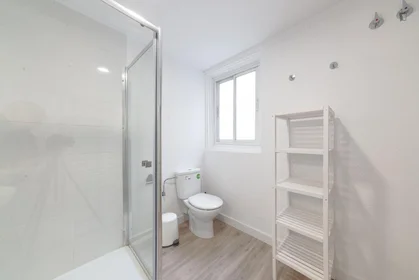 Habitación privada en Calle de Carranza, imagen 13 de 23