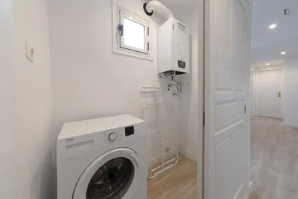 Habitación privada en Calle de Carranza, imagen 20 de 23