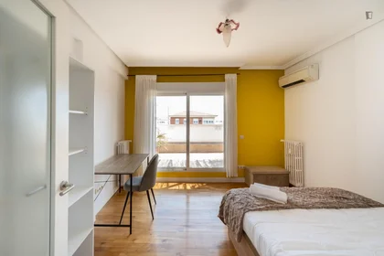 Habitación privada en Paseo de San Francisco de Sales, imagen 3 de 32