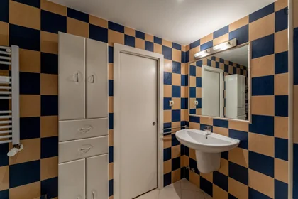 Habitación privada en Paseo de San Francisco de Sales, imagen 22 de 32