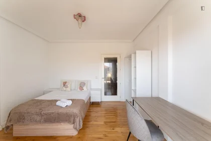 Habitación privada en Paseo de San Francisco de Sales, imagen 5 de 32