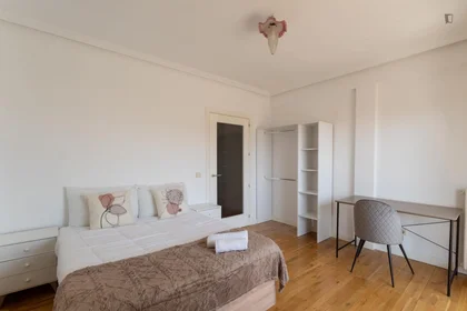 Habitación privada en Paseo de San Francisco de Sales, imagen 6 de 32
