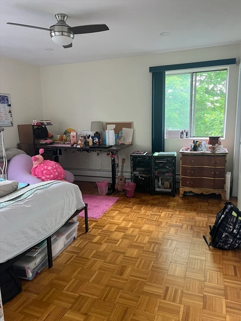 18, Pond St., Unit 23, Jamaica Plain, Boston, MA, 02130