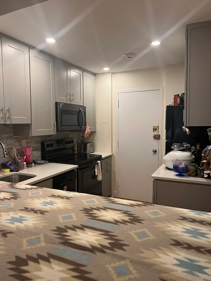 18, Pond St., Unit 23, Jamaica Plain, Boston, MA, 02130