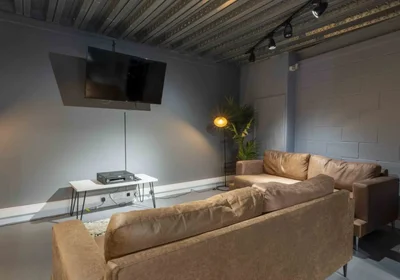 Private room in residence at 140 Bath Row, Birmingham B15 1NQ, United Kingdom, image 12 of 14