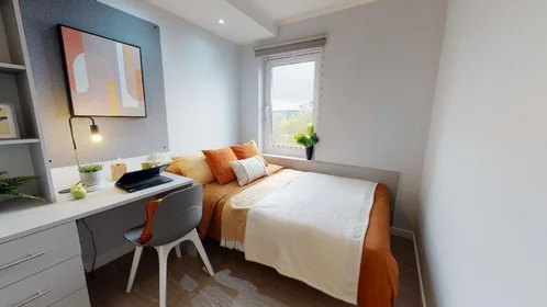 Private room in residence at 140 Bath Row, Birmingham B15 1NQ, United Kingdom, image 7 of 14