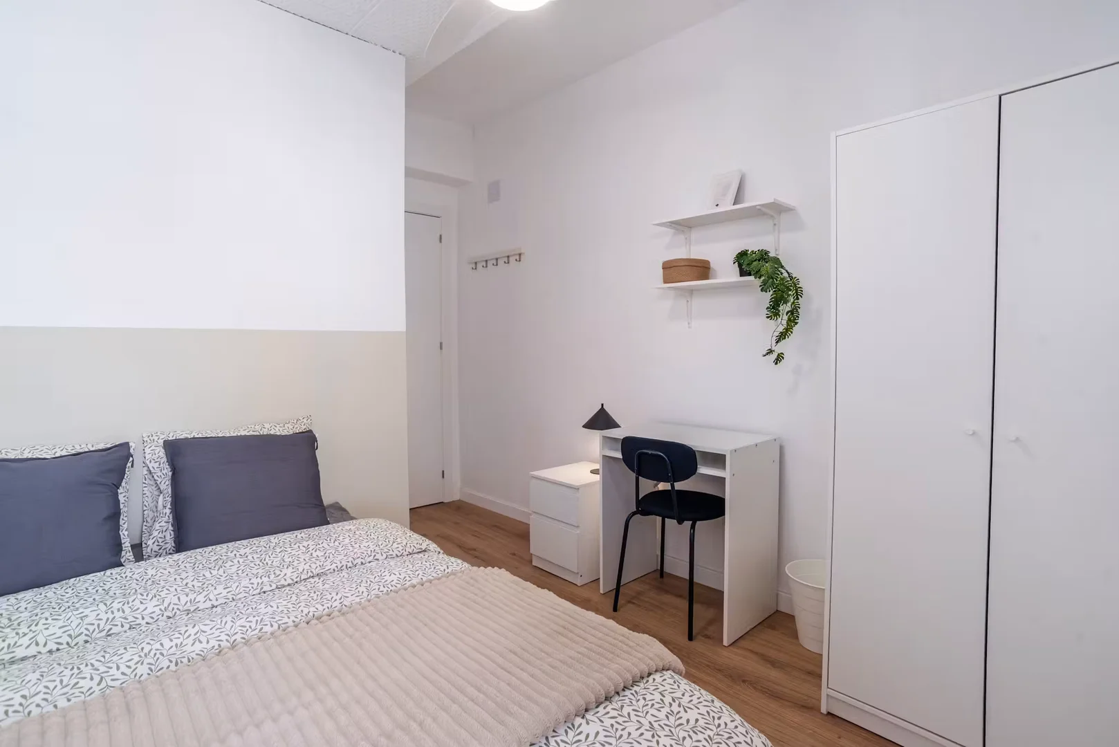 Quarto amigo do estudante em  com comodidades modernas