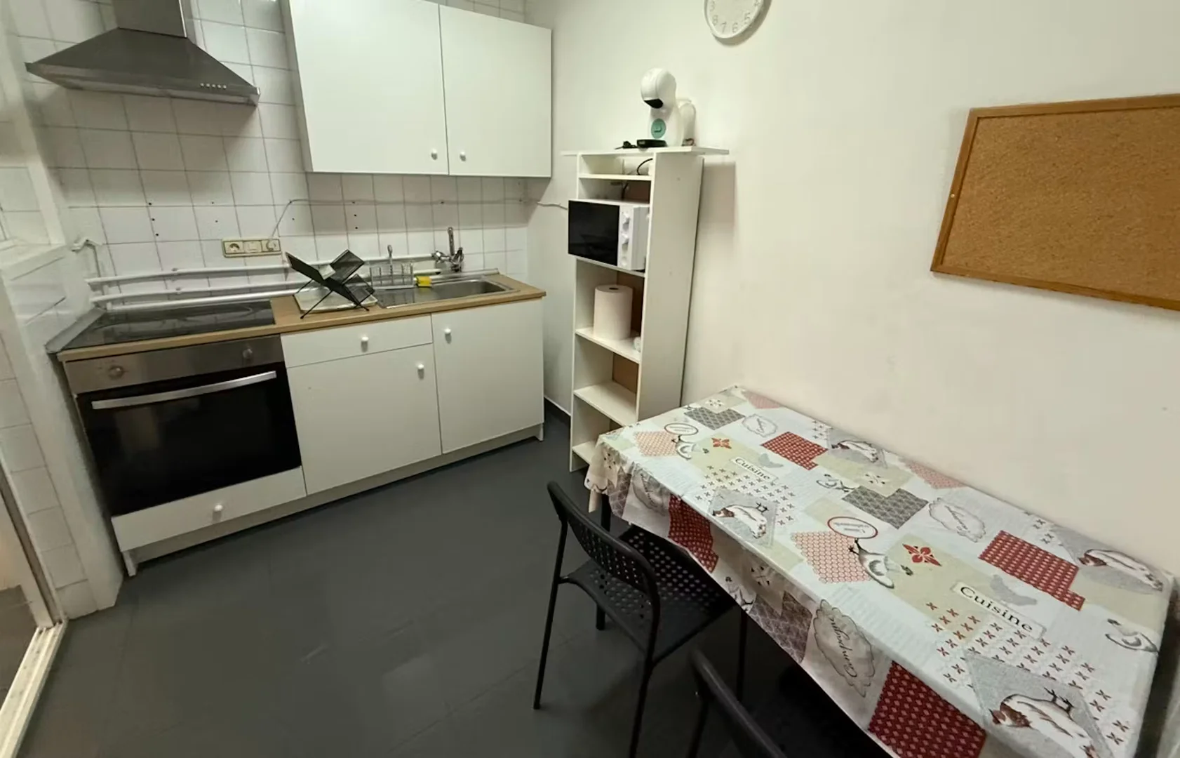 Quarto de estudante funcional perfeito para estudar em 