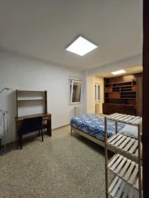 Privatzimmer in der Calle Pedro Antonio de Alarcón, Figares, bild 3 von 10