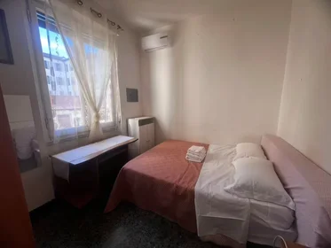 Prywatny pokój Via Alfonso la Marmora, Centro Storico, obraz 1 9