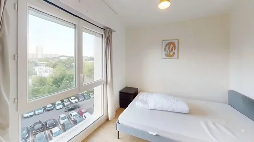 Privatzimmer in der Allée de Berne, Le Blosne, bild 3 von 10