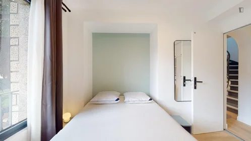 Private room at Rue Pierre Honfroy, image 3 of 13
