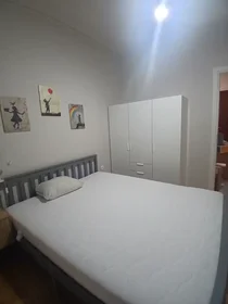 Privatzimmer in der Agiou Meletiou, Athens, bild 2 von 10