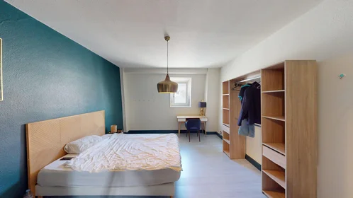 Private room at 48 Avenue de Colmar, image 6 of 15
