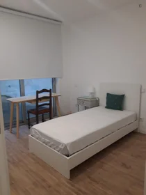 Habitación privada en Rua Dom Pedro V, imagen 2 de 21