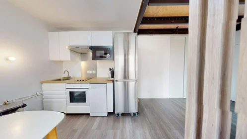 Özel oda konumu 202 Rue Amédée Saint-Germain, 33800 Bordeaux, France, 8 15 görüntüsü