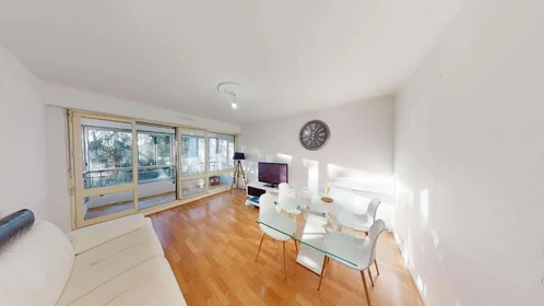 Habitación privada en 11 Sq. du Haut Blosne, 35200 Rennes, France, imagen 4 de 18