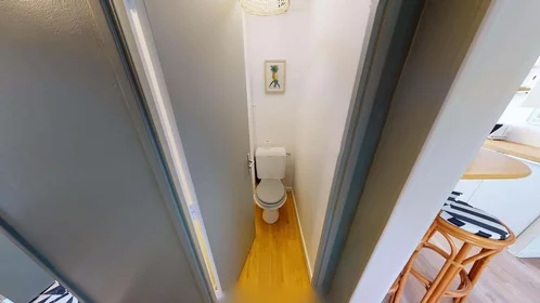 Quarto privado em 1 Parc des Charmettes, 33700 Mérignac, France, imagem 15 de 15