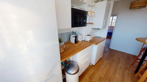 Quarto privado em 1 Parc des Charmettes, 33700 Mérignac, France, imagem 7 de 15