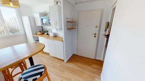 Quarto privado em 1 Parc des Charmettes, 33700 Mérignac, France, imagem 11 de 17