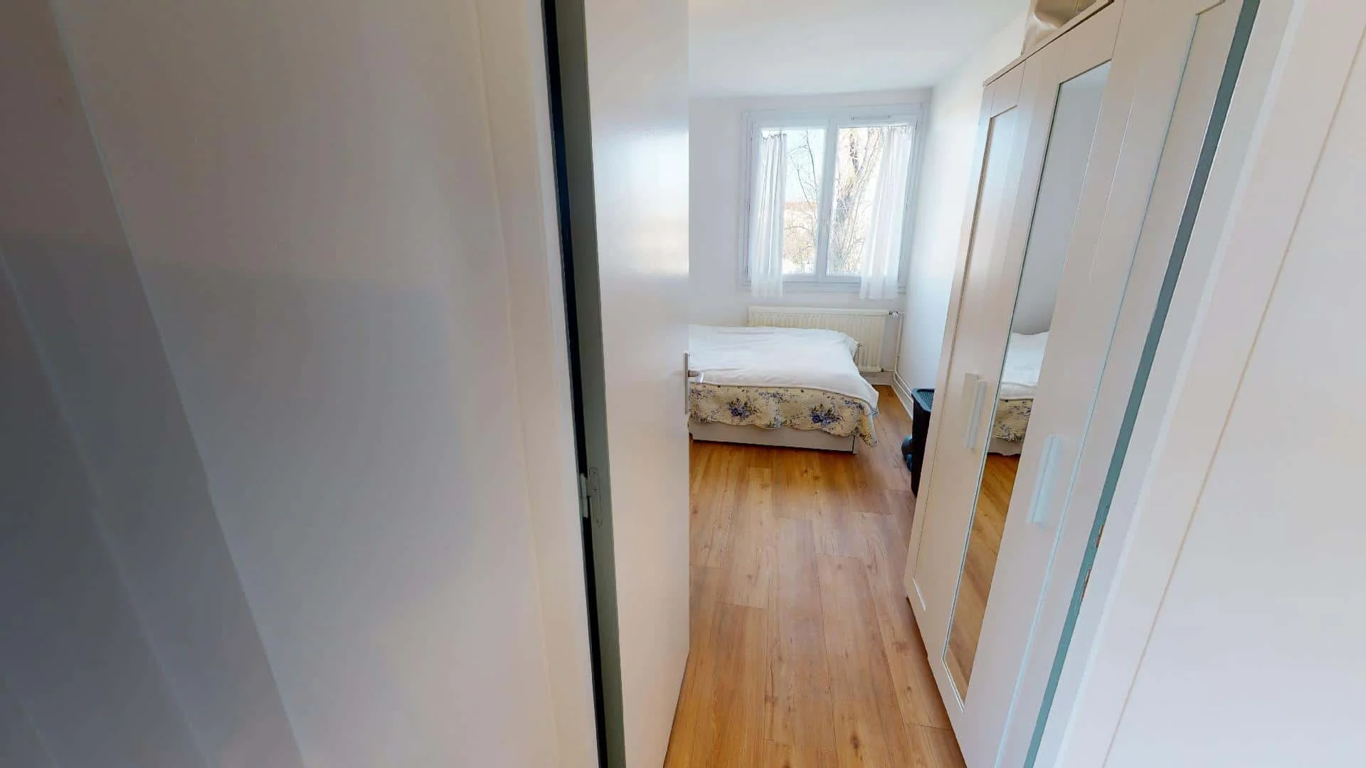 Quarto acolhedor para estudantes disponível em 