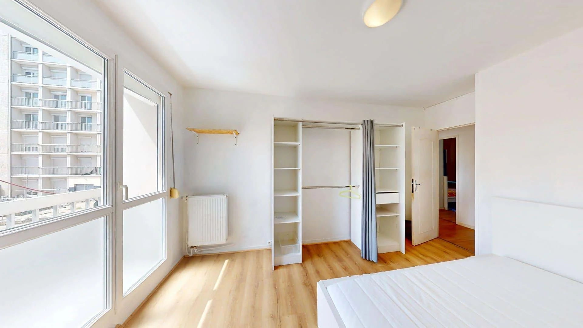 Quarto amigo do estudante em  com comodidades modernas
