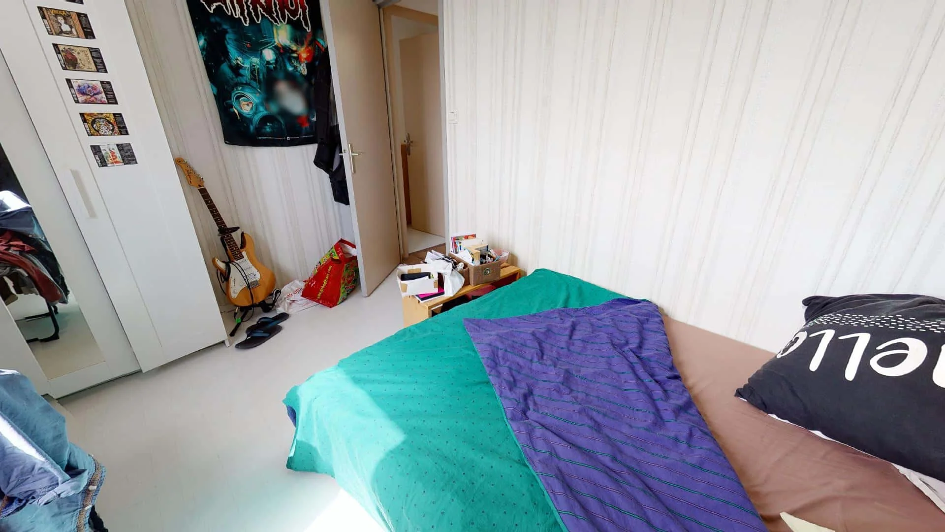 Economical student room with convenient location in