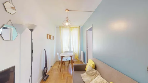Chambre privée à 83 Rue Lafayette, 76100 Rouen, France, image 15 de 15