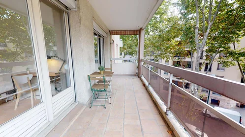 Private room at 11 Rue Lafontaine, 69100 Villeurbanne, France, image 2 of 16