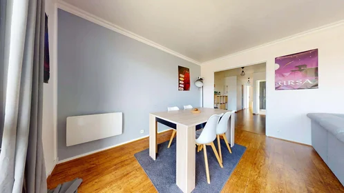 Habitación privada en 5 Rue des Blés d'Or, 78180 Montigny-le-Bretonneux, France, imagen 11 de 24