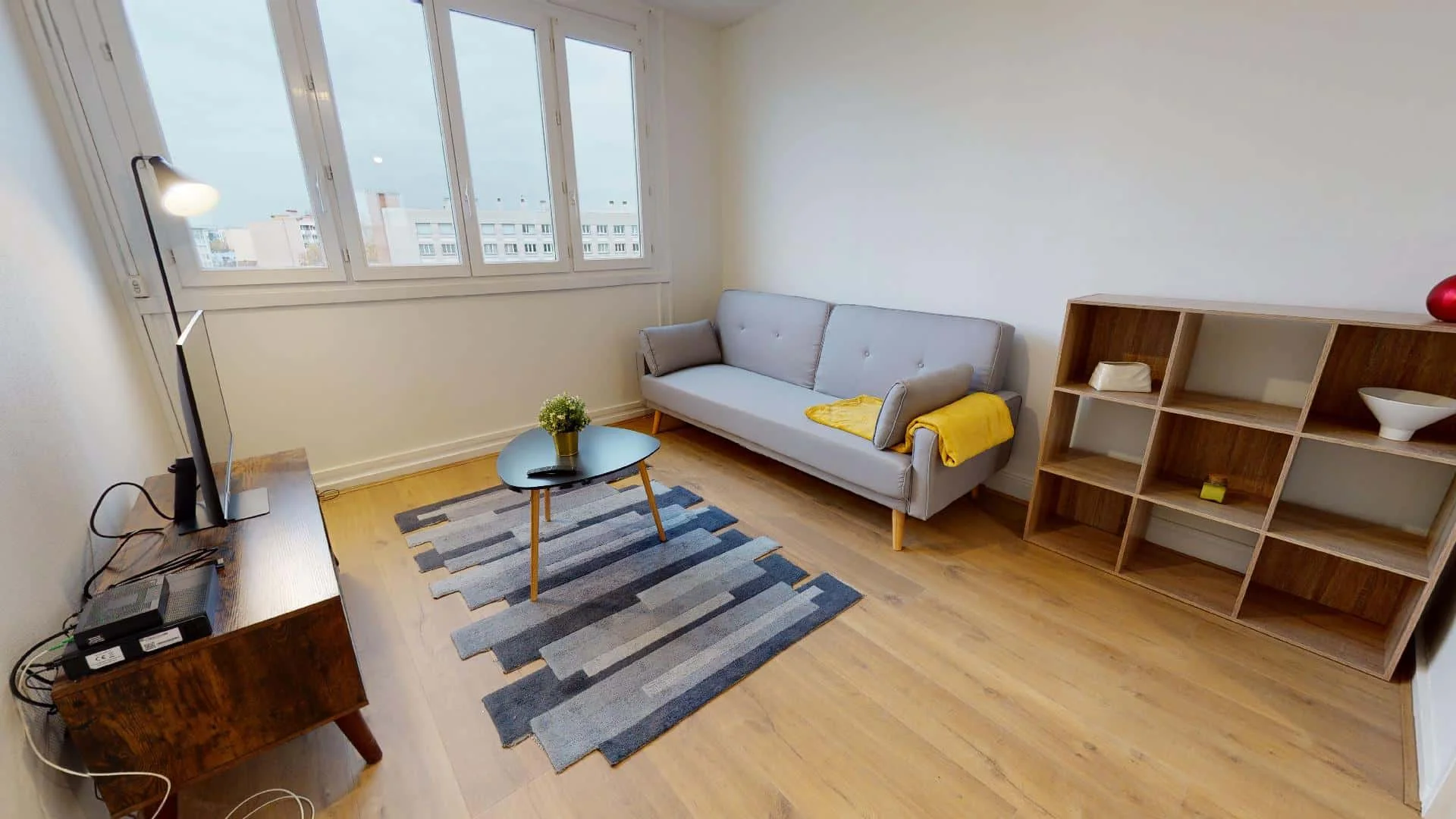 Comfortable and spacious student room in