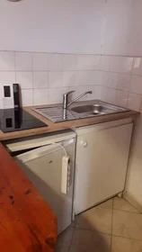 Dairenin tamamı konumu 2 Rue Mignard, 84000 Avignon, France, 19 20 görüntüsü