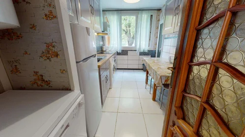 Chambre privée à 21 Rue Alfred Brinon, 69100 Villeurbanne, France, image 8 de 22