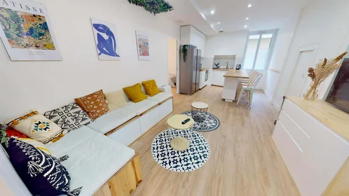 Prywatny pokój 6 Rue Pasteur, 64000 Pau, France, obraz 8 13
