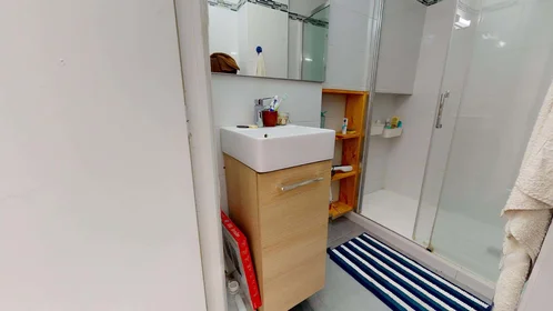 Stanza privata in 140 Cr Émile-Zola, 69100 Villeurbanne, France, immagine 10 di 16