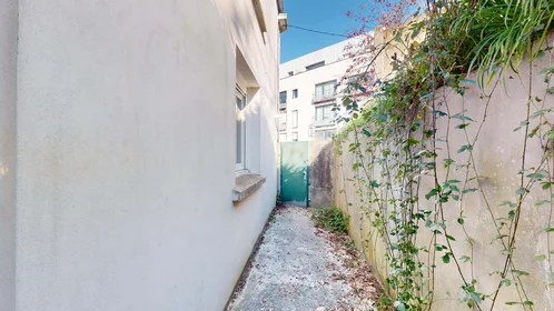 Habitación privada en 33 Rue Auguste Kervern, 29200 Brest, France, imagen 7 de 23