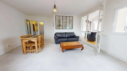 Habitación privada en 8 Av. Salvador Allende, 69100 Villeurbanne, France, imagen 17 de 20