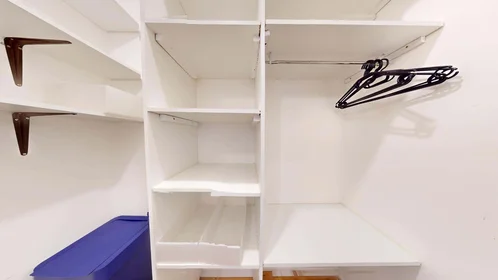 Habitación privada en 8 Av. Salvador Allende, 69100 Villeurbanne, France, imagen 10 de 20