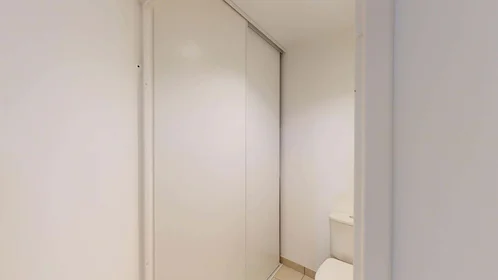 Stanza privata in 84 Rue Bizet, 94800 Villejuif, France, immagine 22 di 23