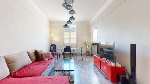 Özel oda konumu 17 Rue de La Campane, 84000 Avignon, France, 14 15 görüntüsü