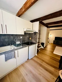 Habitación privada en Perpignan, 66000, imagen 1 de 9